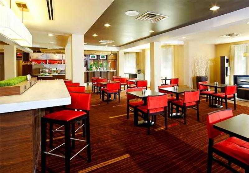 Courtyard By Marriott Принстон Ресторан фото