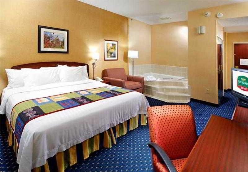 Courtyard By Marriott Принстон Номер фото