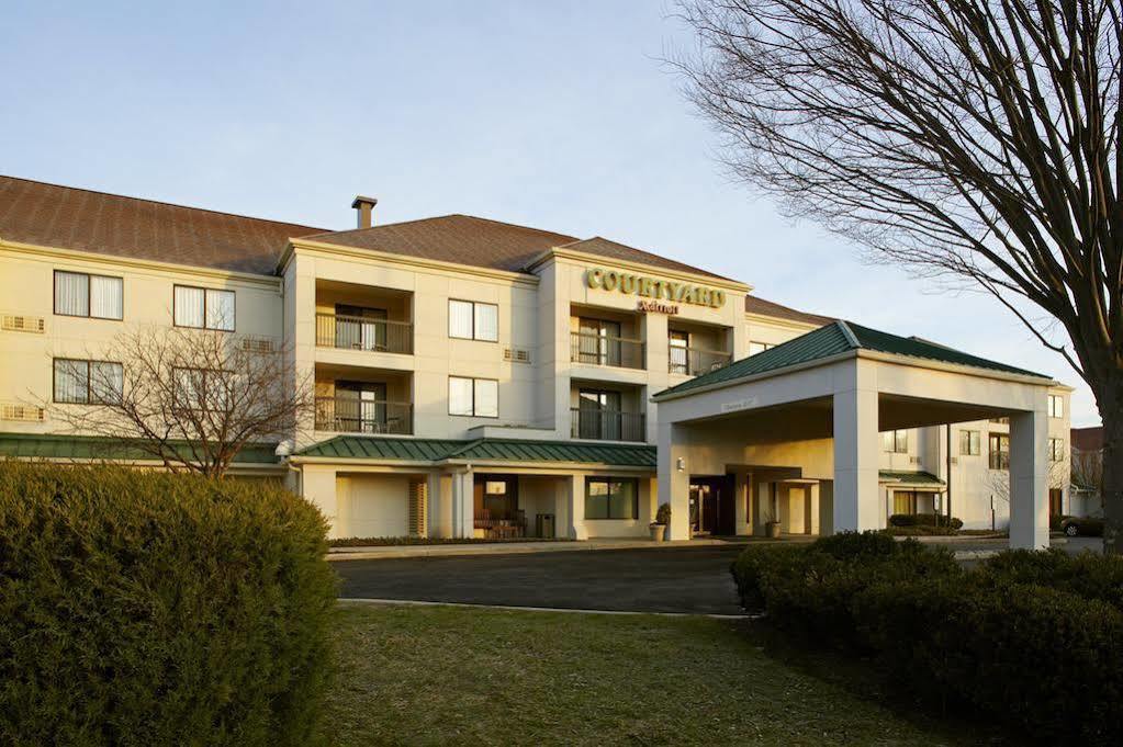 Courtyard By Marriott Принстон Экстерьер фото